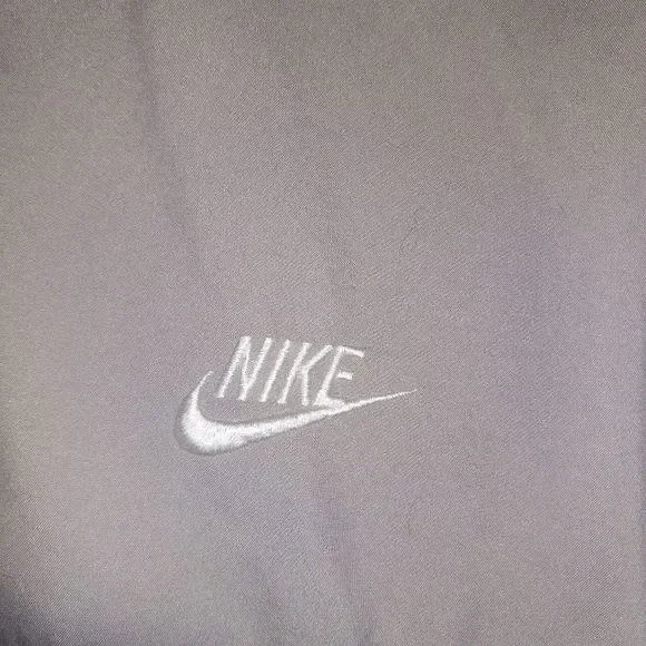 Nike Unisex Windbreaker/Light Weight Jacket - Picture 4 of 6